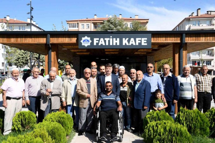 Başkan Dinçer Fatih Mahallesinde vatandaşlar ile bir araya geldi