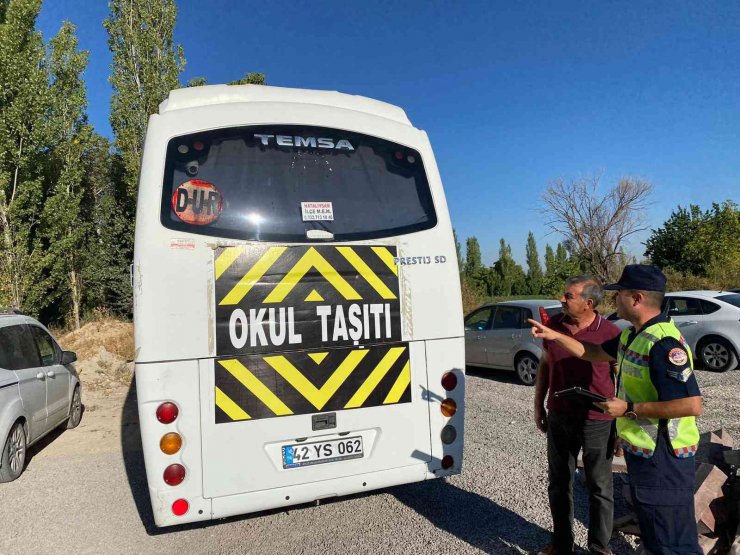 Ereğli’de jandarmadan okul servislerine denetim