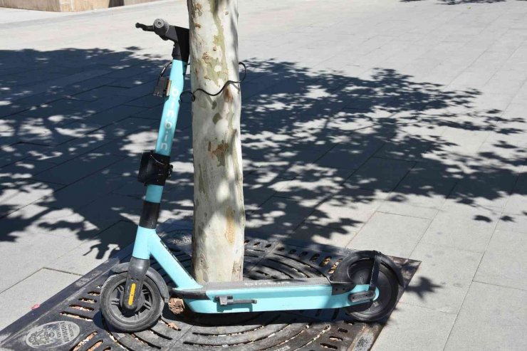 Konya’da elektrikli scooter sürücüleri denetlendi