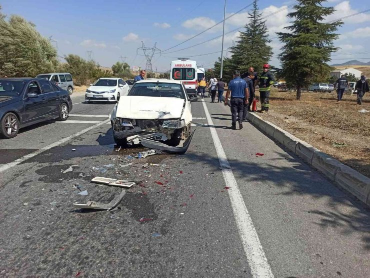 Konya’da zincirleme trafik kazası: 3 yaralı