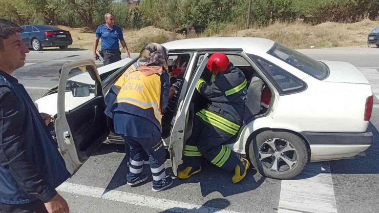 Konya’da zincirleme trafik kazası: 3 yaralı