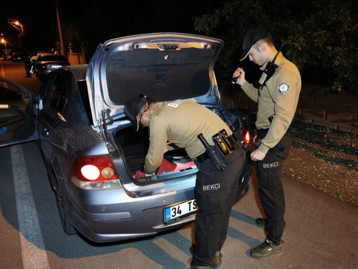 Tabanca, tüfek ve uyuşturucular ele geçirlidi, 12 şahıs tutuklandı