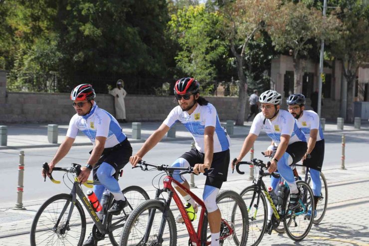 İstanbul’dan Konya’ya pedal çevirdiler