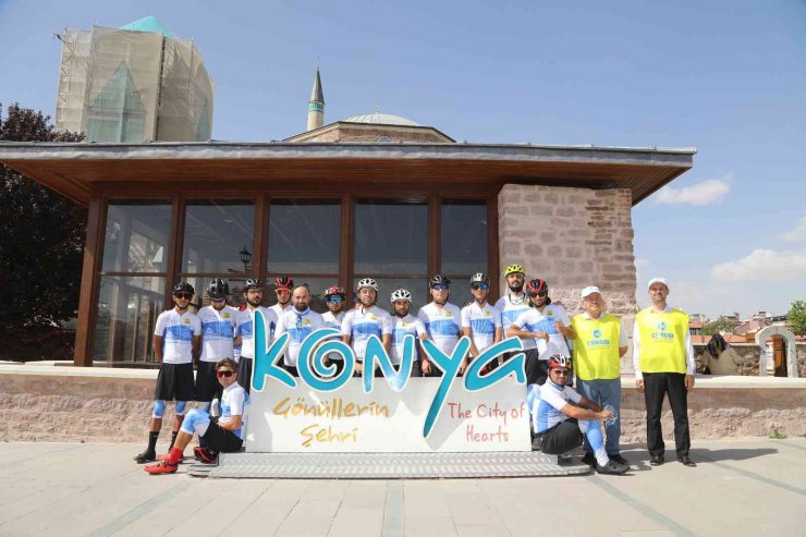 İstanbul’dan Konya’ya pedal çevirdiler