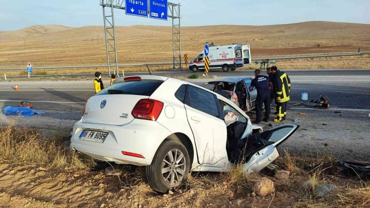 Konya’da feci kaza: 5 ölü, 2 ağır yaralı