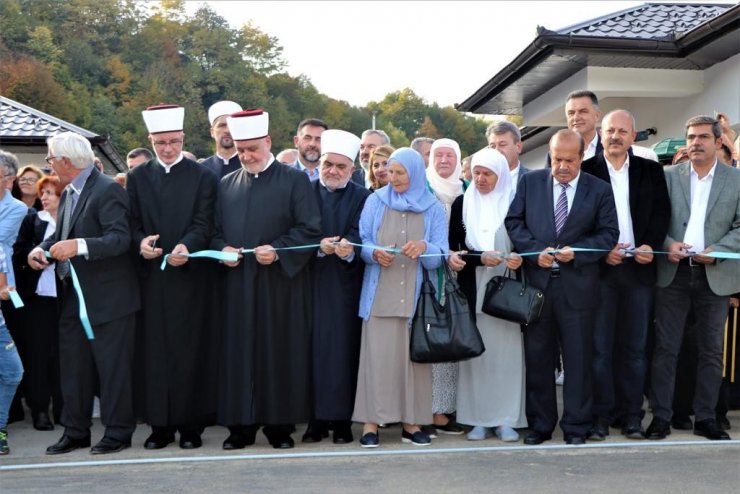 Bosna Hersek’te “Srebrenitsa Anneleri” Bakım Evi açıldı