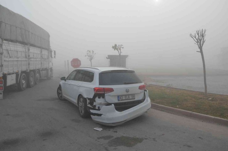 Konya’da yoğun sis kazalara neden oldu: 2 yaralı