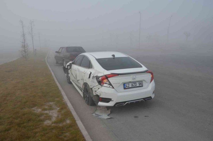 Konya’da yoğun sis kazalara neden oldu: 2 yaralı