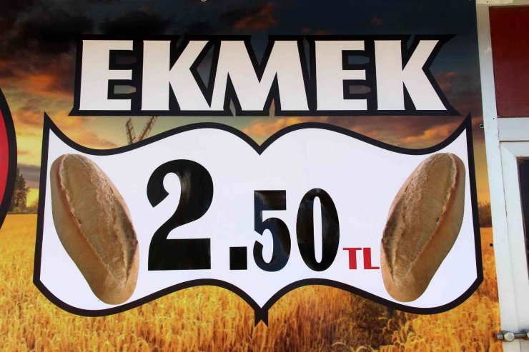 Sofralar ekmeksiz kalmasın diye ekmeği 2.5 TL’ye satıyor