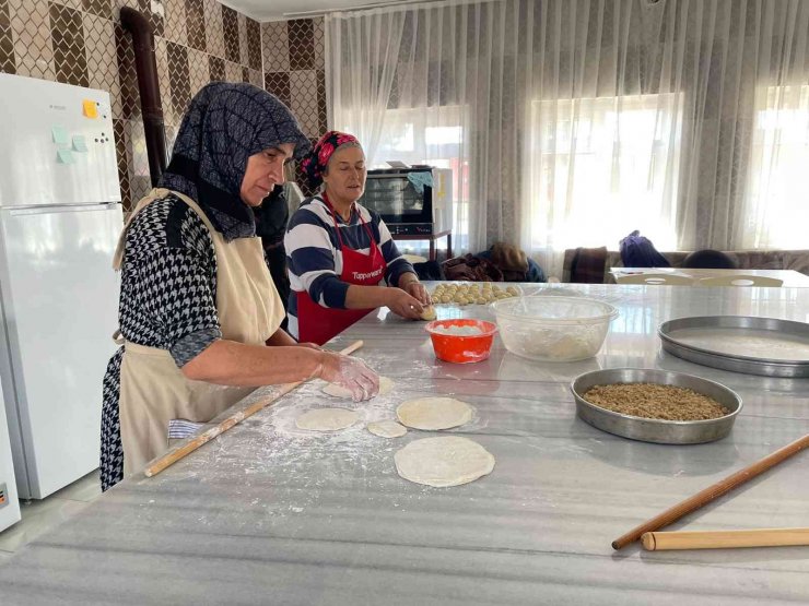 Evlerinden getirdikleri malzemelerle başladılar, Türkiye geneline açılmak istiyorlar