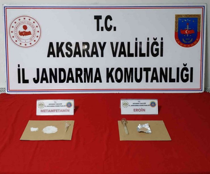 Jandarmanın operasyonunda gece lambasından uyuşturucu çıktı