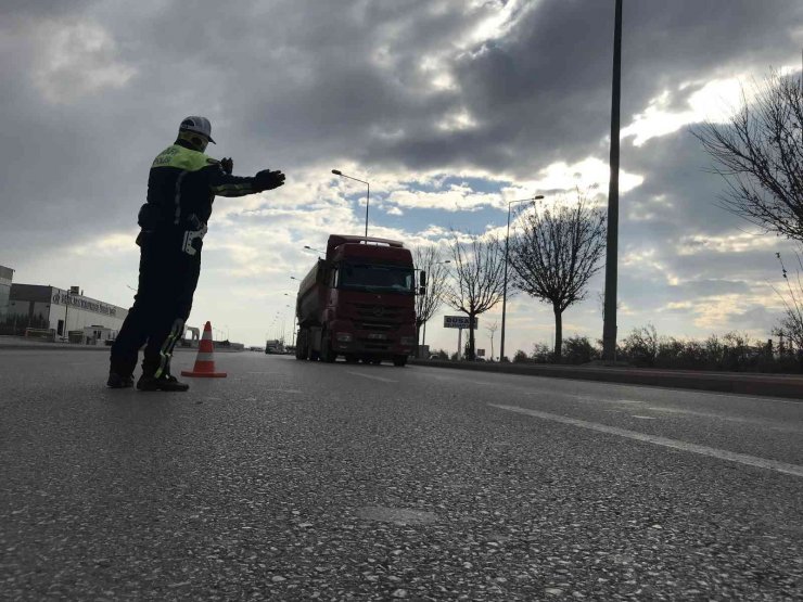 Konya’da kış lastiği denetimleri başladı