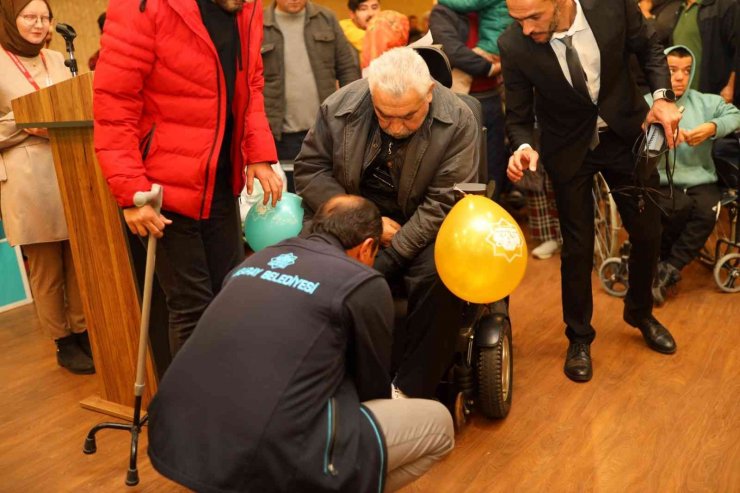 Aksaray Belediyesi’nden anlamlı 3 Aralık etkinliği