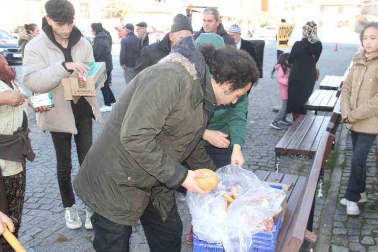 Kadınlar koca cinayetine kurban giden Ece’yi ölüm yıldönümünde andı