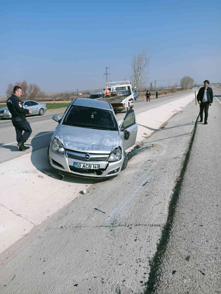 Konya’da kontrolden çıkan otomobil takla attı: 6 yaralı