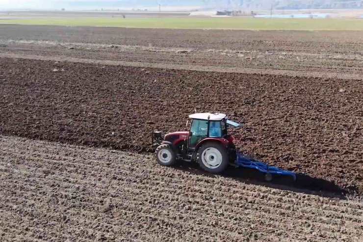 Çiftçilere ’kuraklık’ uyarısı: ’Toprak suyunu koruyucu tedbirler alın’