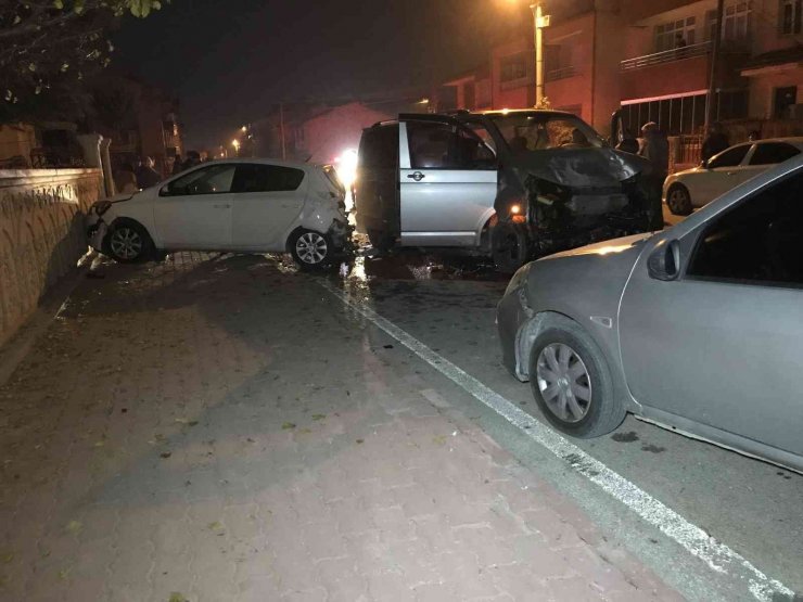 Polis kovalamacasında kazalara neden olan alkollü sürücü yakalandı