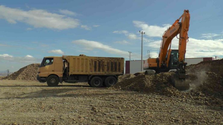 Nevşehir Tekstil Kent’te 250 kişi istihdam edilecek