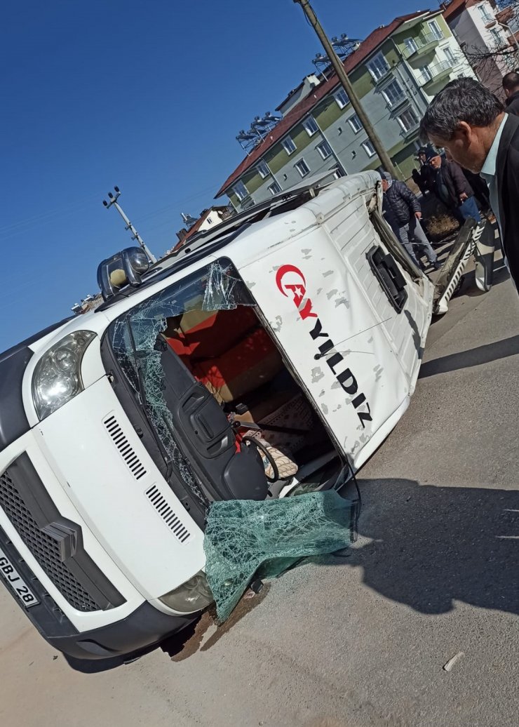 Konya’da öğrenci servisi devrildi: 6 yaralı