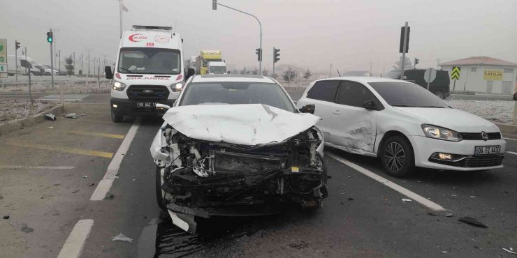 Aksaray’da taziye dönüşü kaza: 4 yaralı