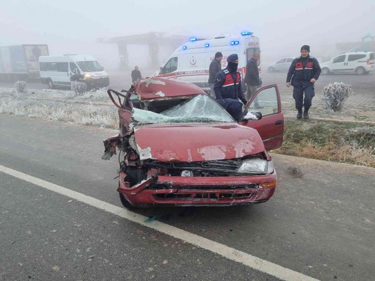 Aksaray’da yoğun sis kazalara neden oldu: 9 yaralı