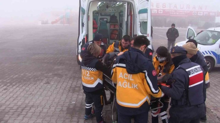 Aksaray’da yoğun sis kazalara neden oldu: 9 yaralı