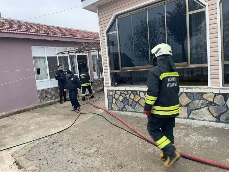 Konya’da müstakil evde yangın