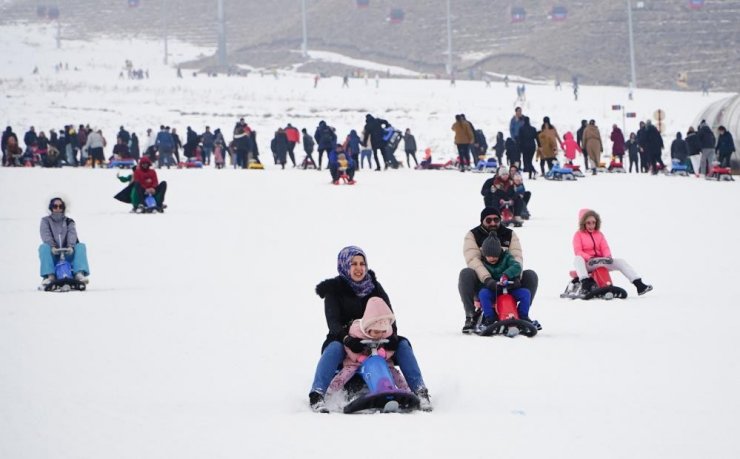 Erciyes otelleri sömestire dolu girdi