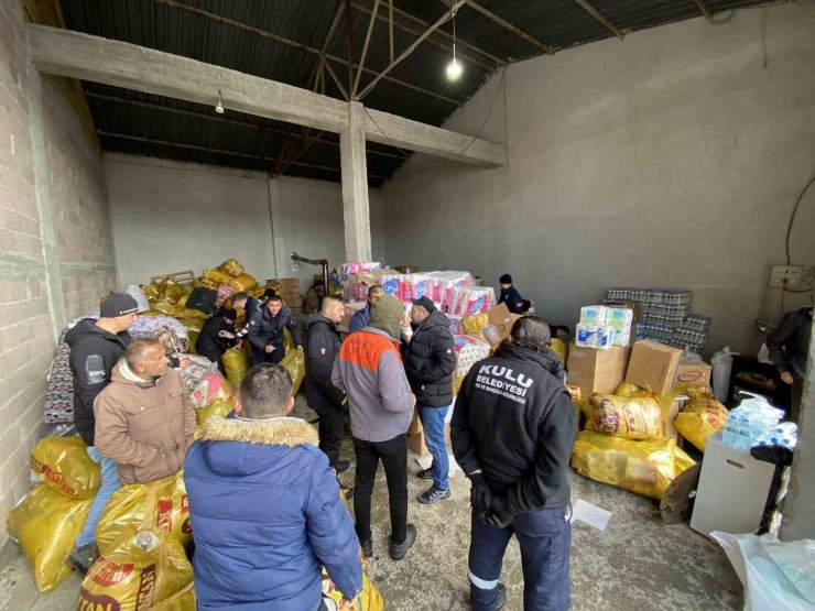 Kulu’dan depremzedelere yardım