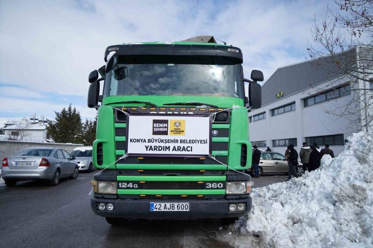 Konya Büyükşehir Belediyesi ve ilçe belediyeleri Hatay’a 305 tır yardım gönderdi