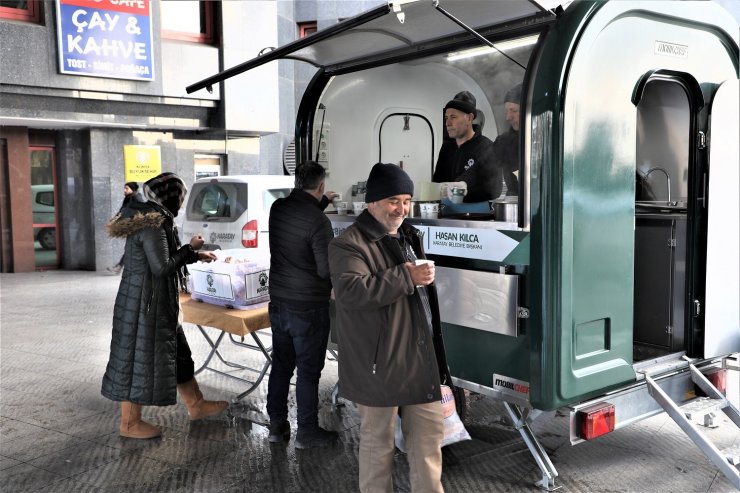 Karatay Belediyesi Konya’ya gelen depremzedelerin de yanında