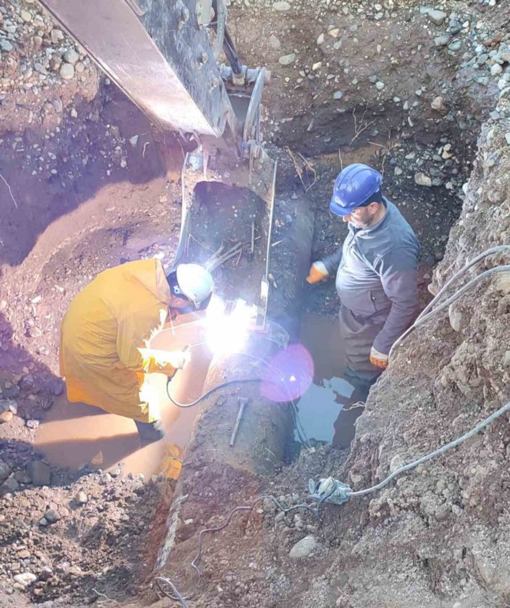 Konya Hatay’da altyapıyı ayağa kaldırmak için gece gündüz çalışıyor