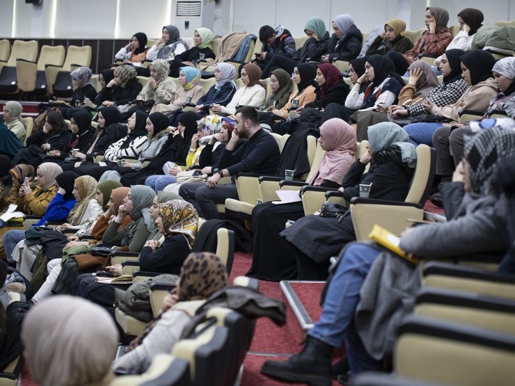 Karatay’da “Afet Sonrası Çocuklara Nasıl Yaklaşmalıyız” eğitim semineri düzenlendi