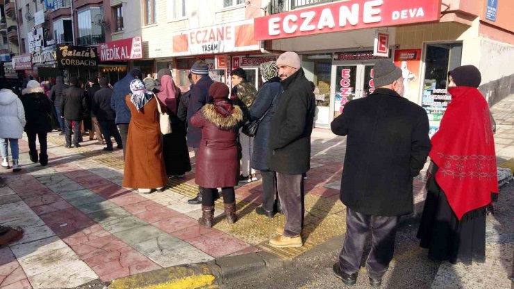 Yozgat’ta Et ve Süt Kurumunda uygun fiyatla satılan et ürünlerine yoğun ilgi