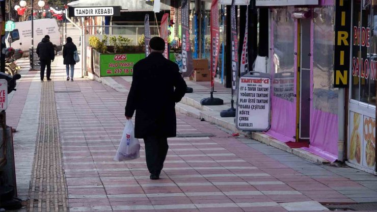 Yozgat’ta Et ve Süt Kurumunda uygun fiyatla satılan et ürünlerine yoğun ilgi