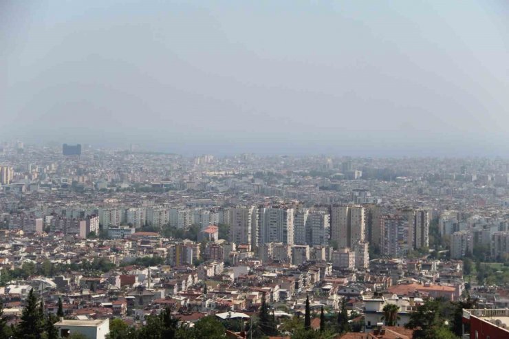 Kira fiyatları başkanı isyan ettirdi, üyelerine ‘ev sahiplerine aracılık yapmayın’ uyarısı