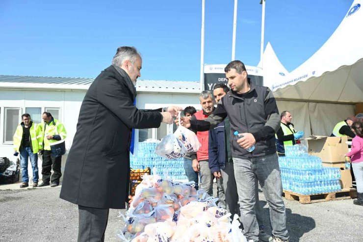 Deprem bölgesinde "çarklar durmasın" diye karavana Bursa’dan