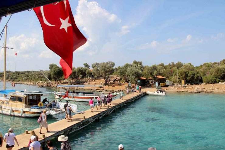 Muğla 2023’e rekor turist ile başladı