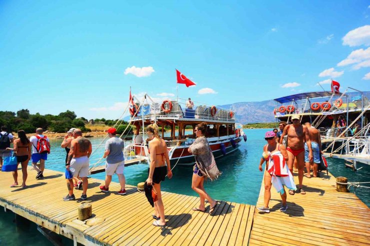 Muğla 2023’e rekor turist ile başladı