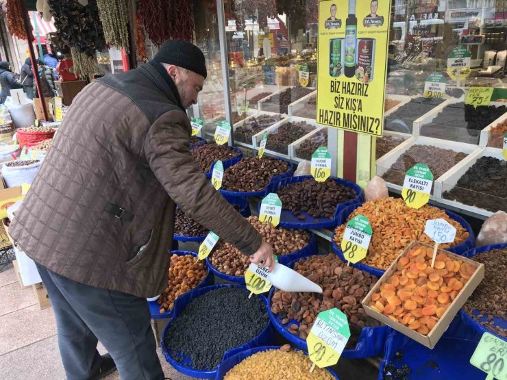 Depremde meydana gelen yıkımın baharat fiyatlarını etkileyeceği endişesi