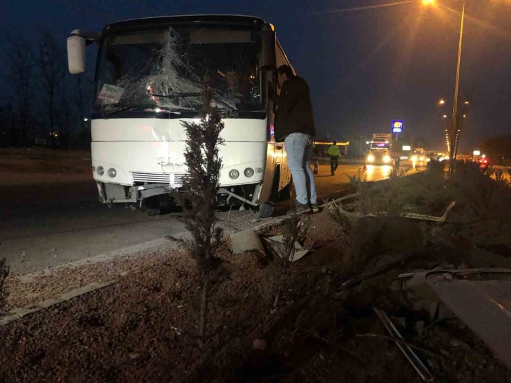 Konya’da servis midibüsleri çarpıştı: 6 yaralı