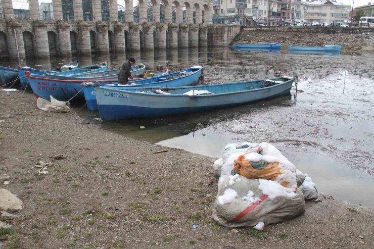 Türkiye’nin en büyük tatlı su gölünde balık av yasağı başlıyor