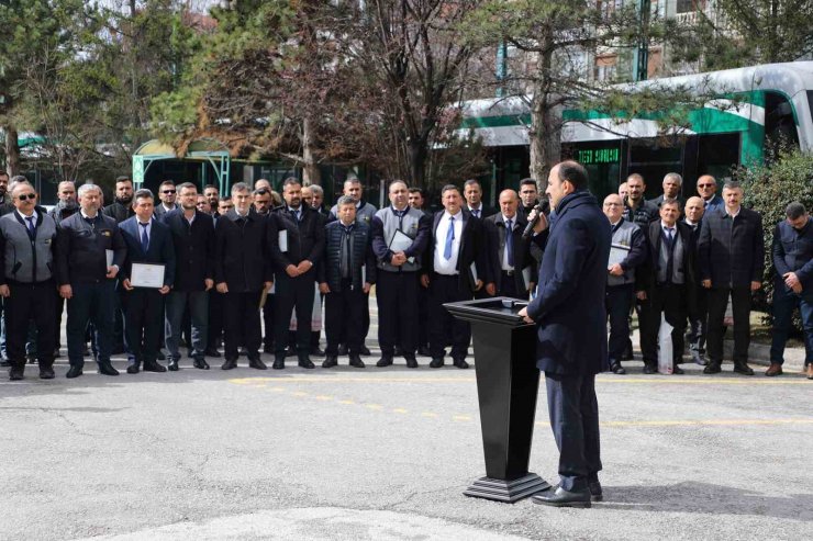 Başkan Altay: “Depremde görev alanlar tüm milletimiz tarafından hayırla yad edilecek”