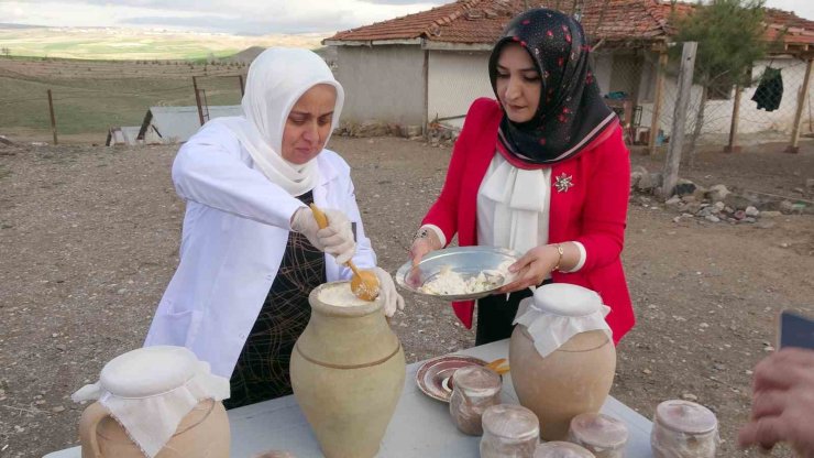 Ev kadınıyken iş kadını oldular