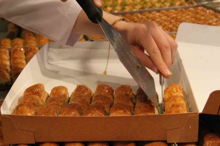 Konya’da Ramazan ayında klasik baklava rağbet görüyor