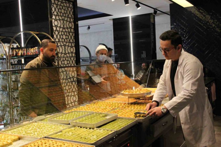 Konya’da Ramazan ayında klasik baklava rağbet görüyor