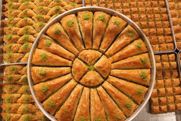 Konya’da Ramazan ayında klasik baklava rağbet görüyor