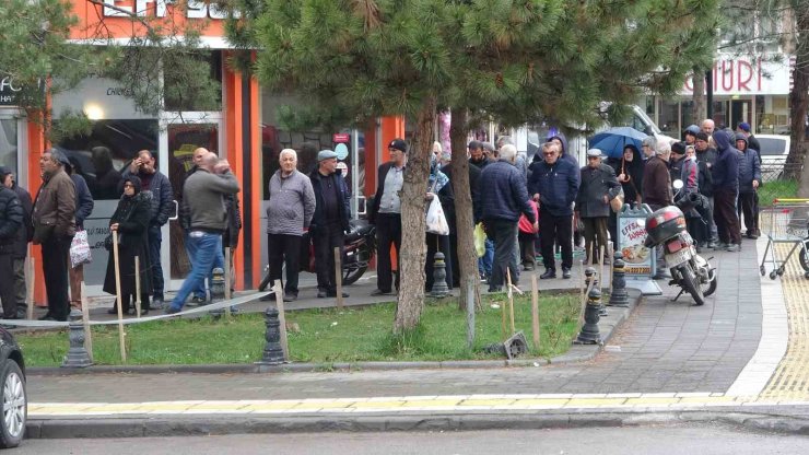 Piyasaya göre uygun satılınca yoğunluk oluştu