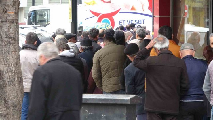 Piyasaya göre uygun satılınca yoğunluk oluştu