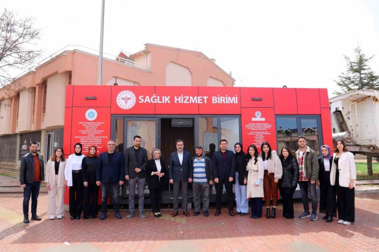 NEÜ öğrencilerinin tasarladığı sağlık kabini Hatay’a gönderildi